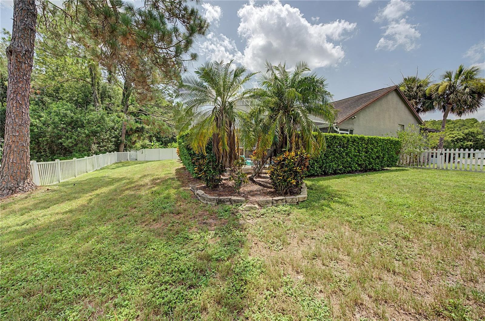 Single Family Residence at 7201 FORESTEDGE CT, NEW PORT RICHEY, photo 33 of 39