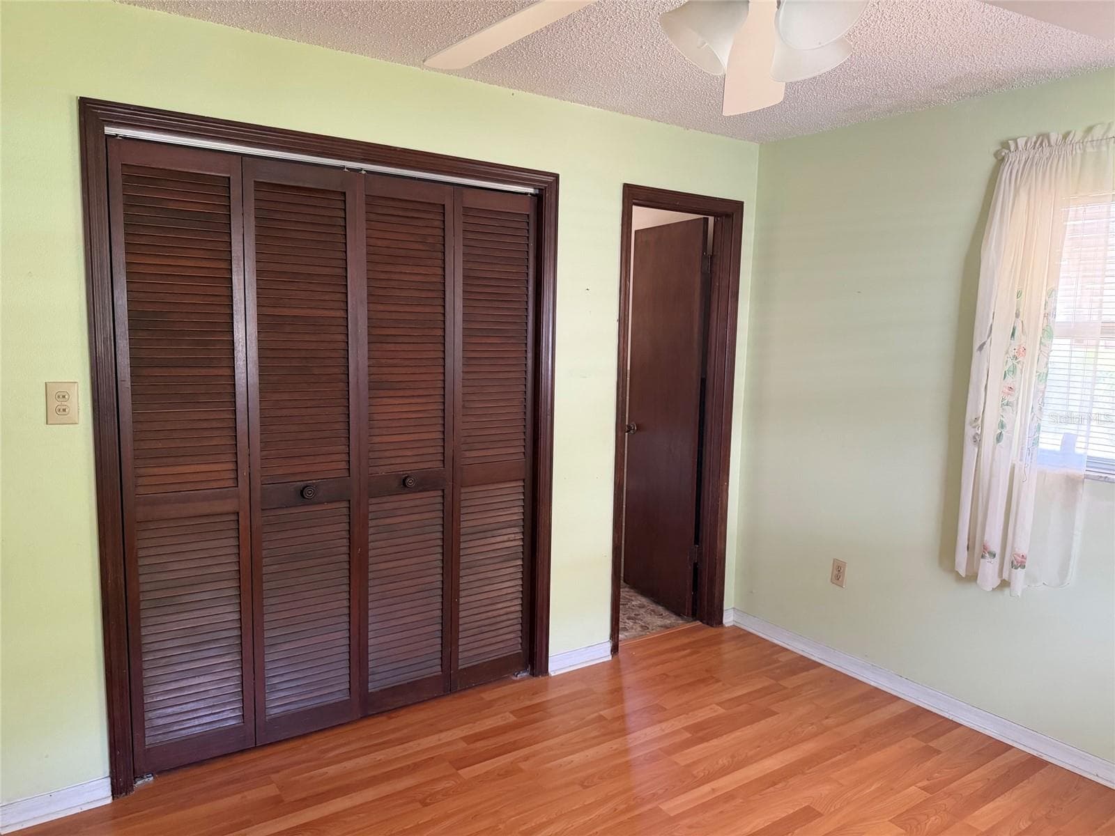 Master Bedroom - 1316 SE 17TH ST, OCALA