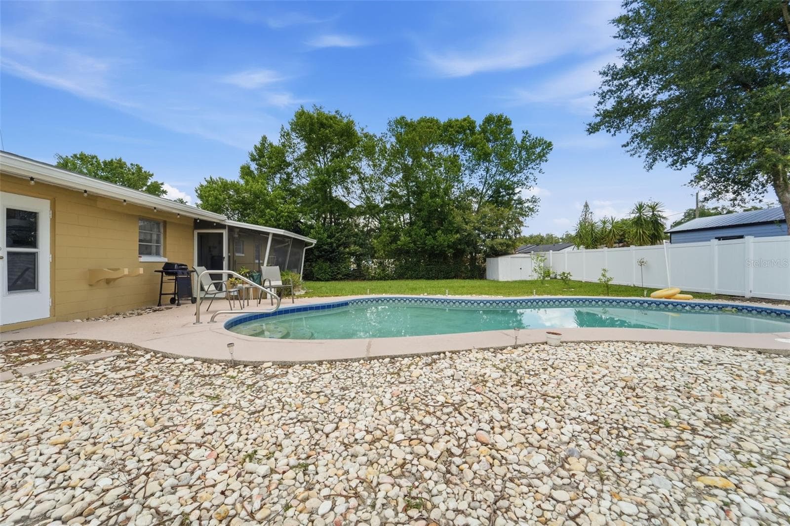 Single Family Residence at 123 E LAKE MARY DR, ORLANDO, photo 32 of 45
