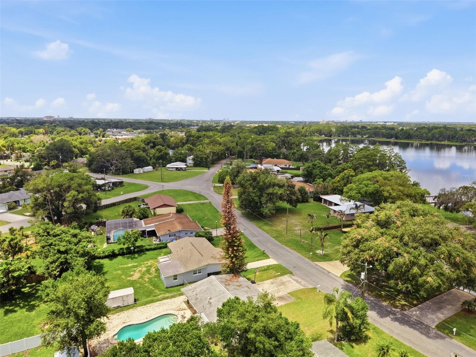 Single Family Residence at 123 E LAKE MARY DR, ORLANDO, photo 43 of 45