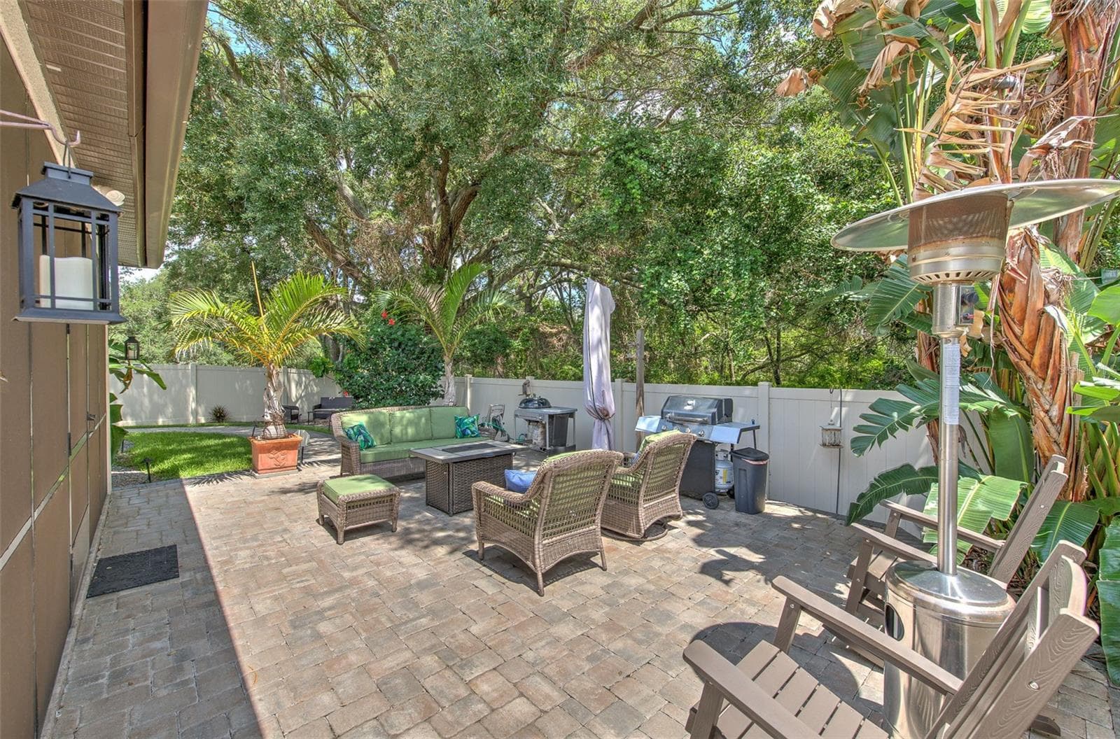 Single Family Residence at 842 VINO VERDE CIR, BRANDON, photo 22 of 44