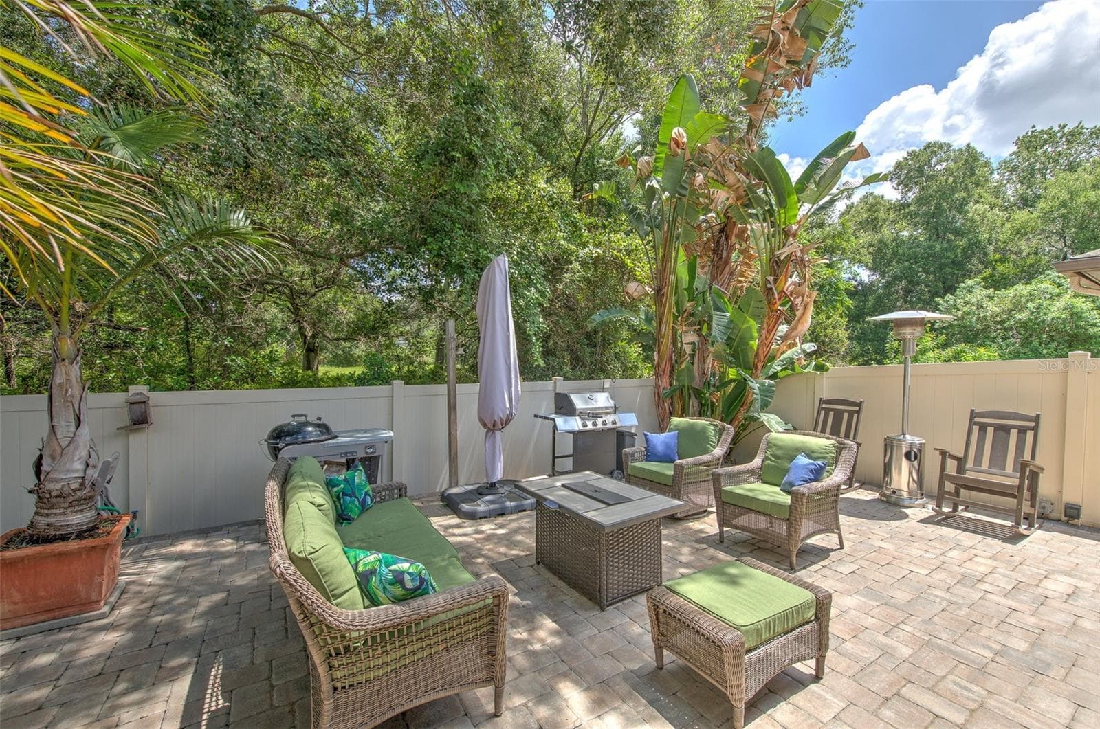 Single Family Residence at 842 VINO VERDE CIR, BRANDON, photo 24 of 44