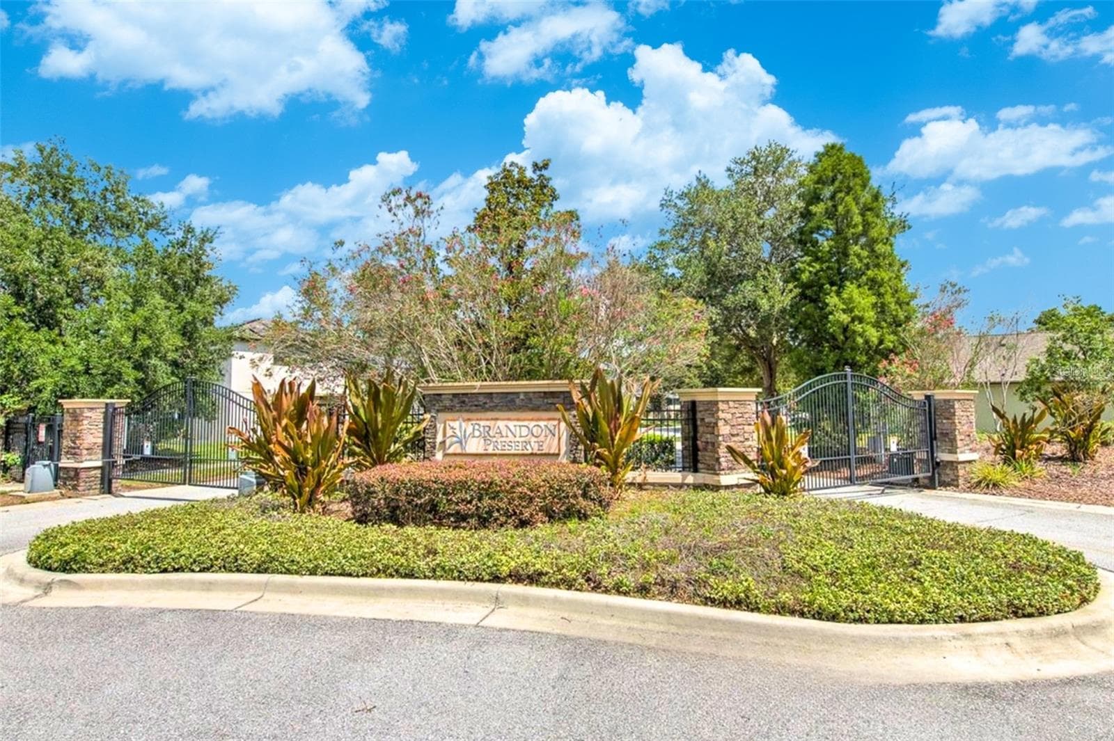 Single Family Residence at 842 VINO VERDE CIR, BRANDON, photo 41 of 44