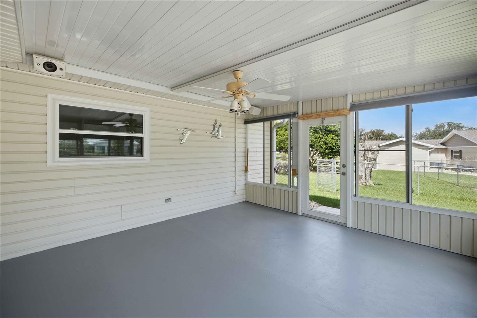 Enclosed Lanai - 17676 SE 102ND CIR, SUMMERFIELD
