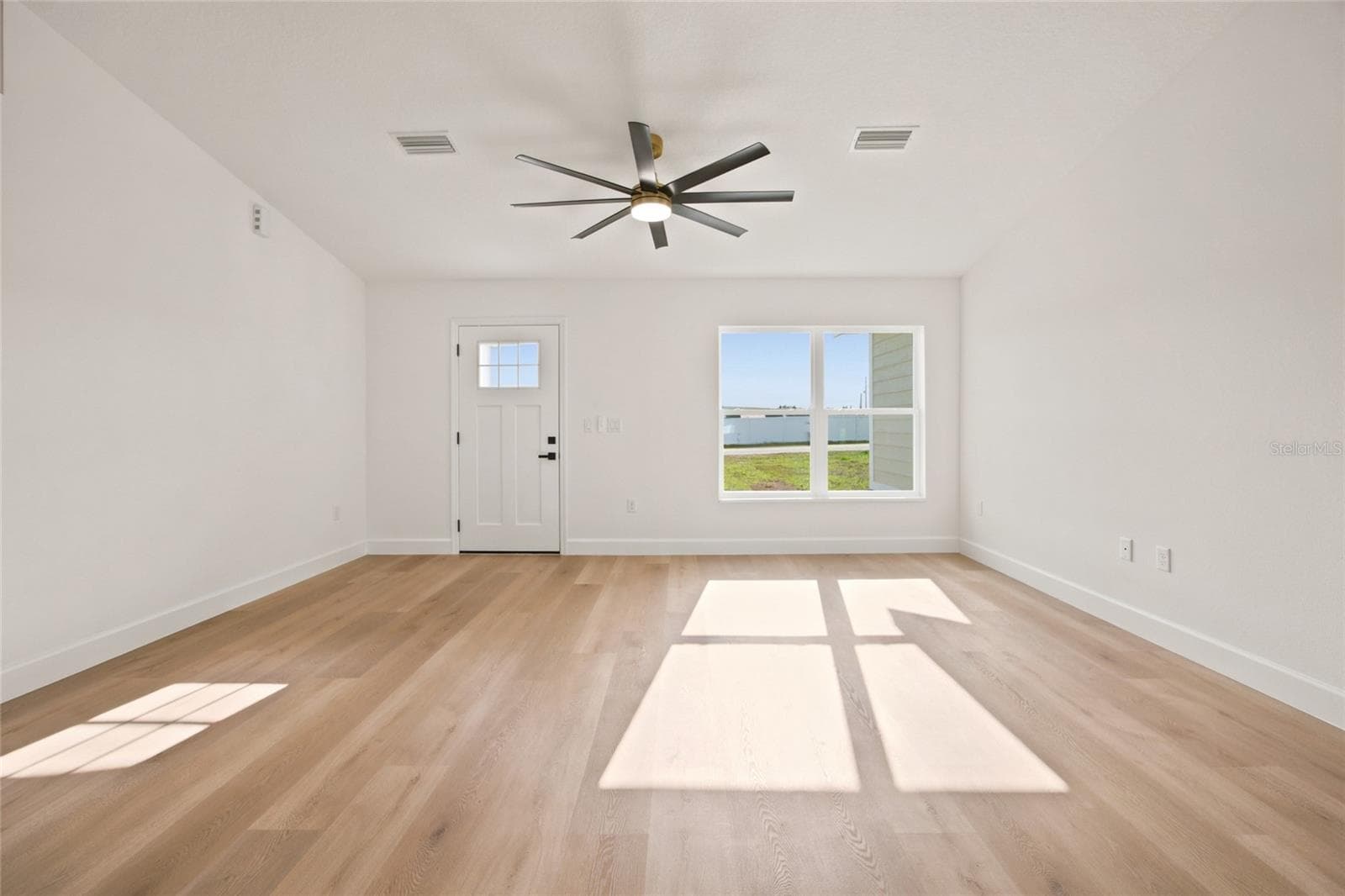 Single Family Residence at 1 DOGWOOD DRIVE PASS, OCALA, photo 9 of 38
