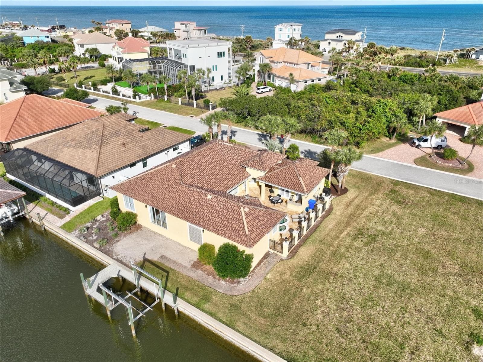 New boat lift will accomodate up to 10,000lbs - 88 HIDDEN CV, FLAGLER BEACH