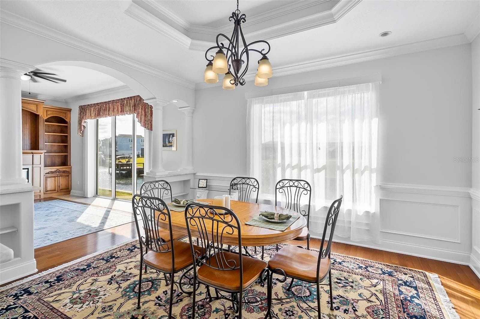 Formal Dining room off kitchen with pass through - 88 HIDDEN CV, FLAGLER BEACH