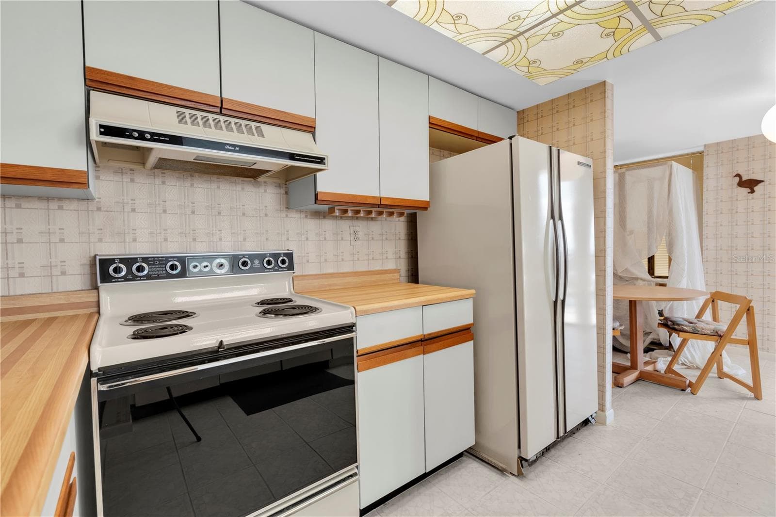 Condominium at 7600 BAYSHORE DR #701, TREASURE ISLAND, photo 10 of 41