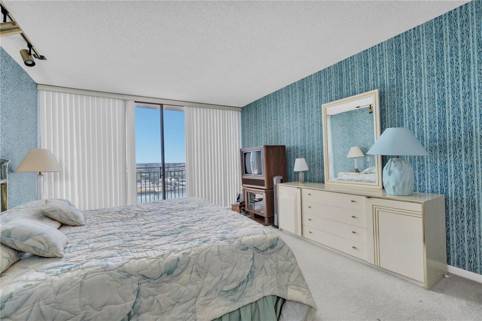 Condominium at 7600 BAYSHORE DR #701, TREASURE ISLAND, photo 13 of 41