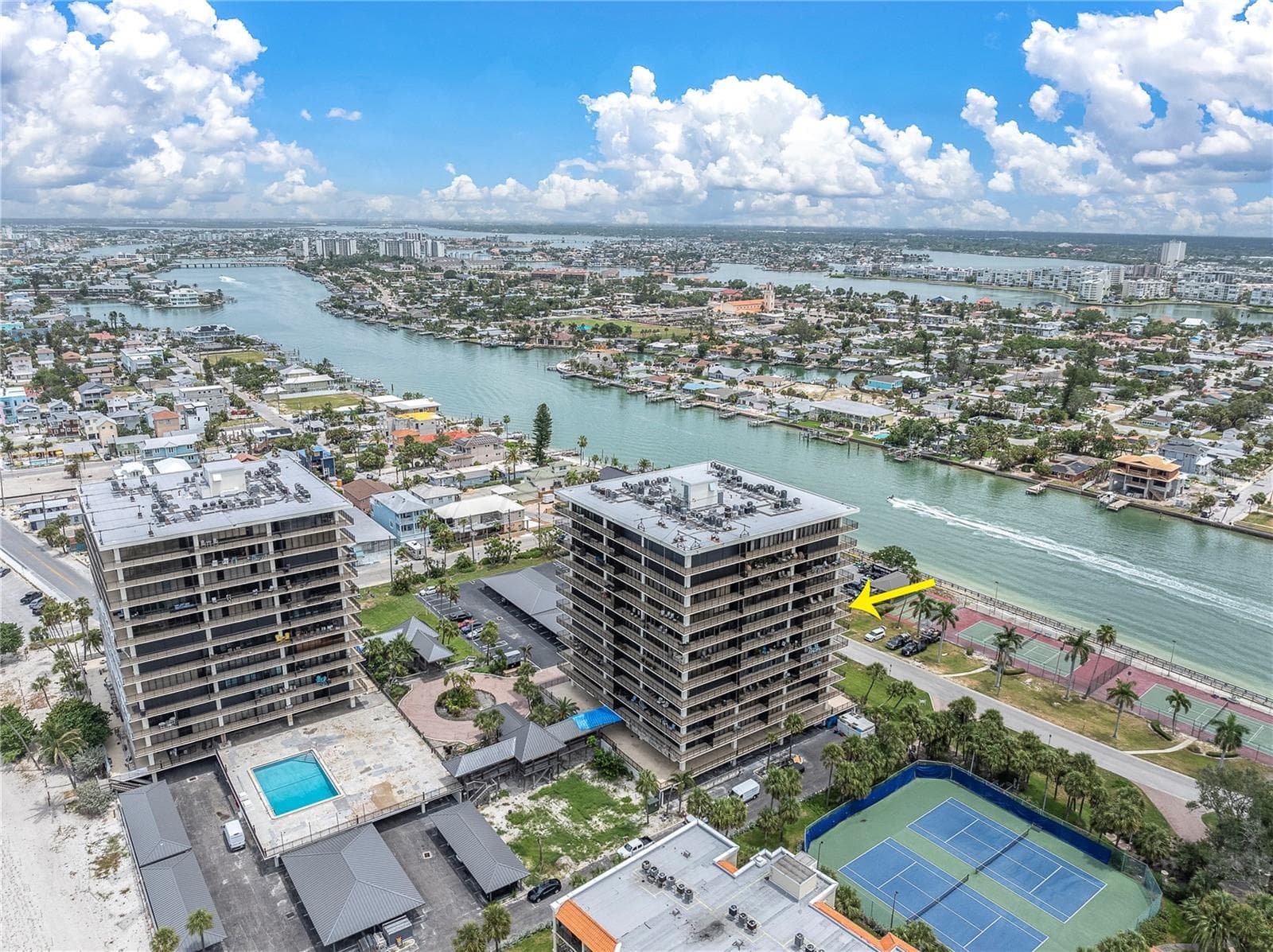 Condominium at 7600 BAYSHORE DR #701, TREASURE ISLAND, photo 34 of 41