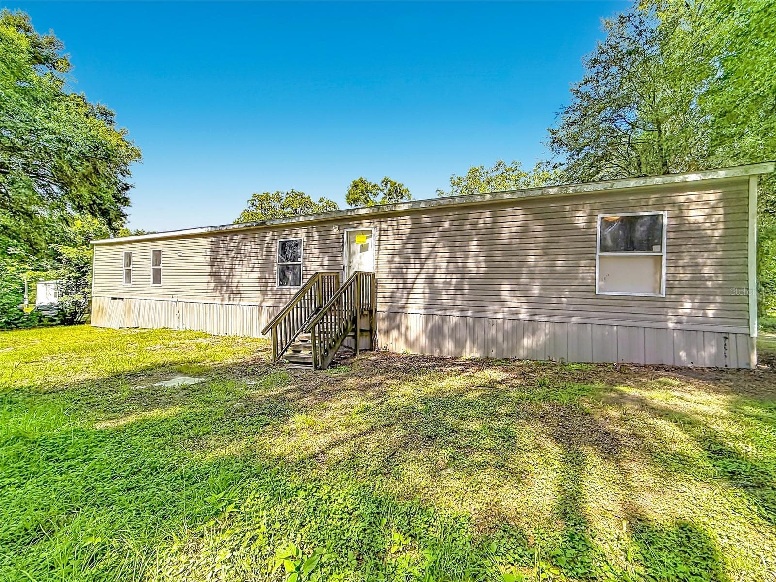 Manufactured Home at 21420 NE 41ST ST, WILLISTON, photo 2 of 31