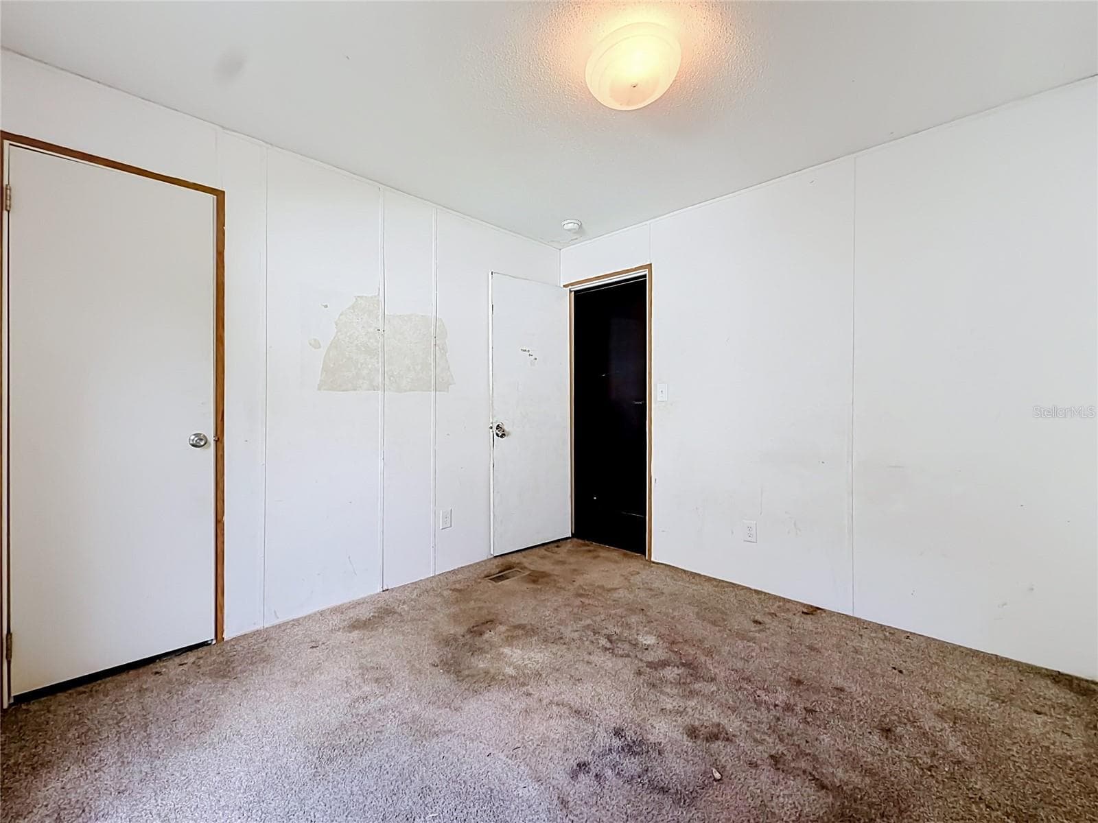 Manufactured Home at 21420 NE 41ST ST, WILLISTON, photo 15 of 31