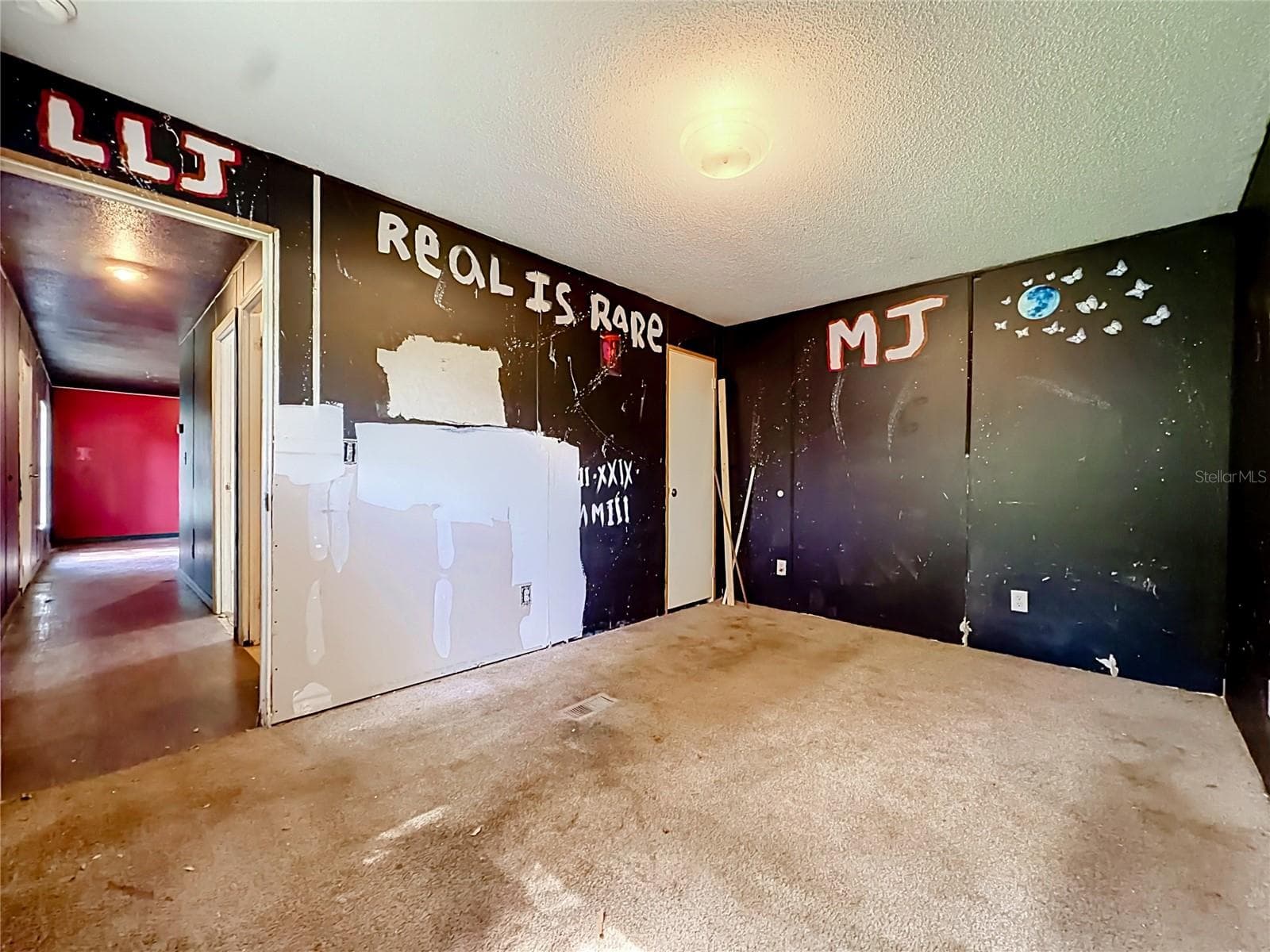 Manufactured Home at 21420 NE 41ST ST, WILLISTON, photo 16 of 31