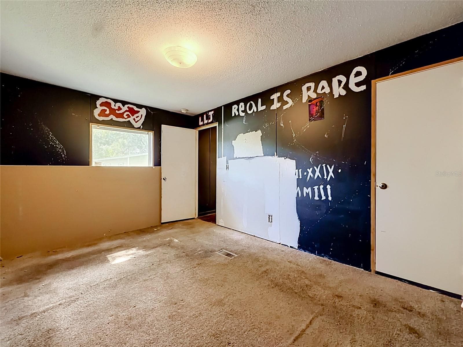 Manufactured Home at 21420 NE 41ST ST, WILLISTON, photo 17 of 31
