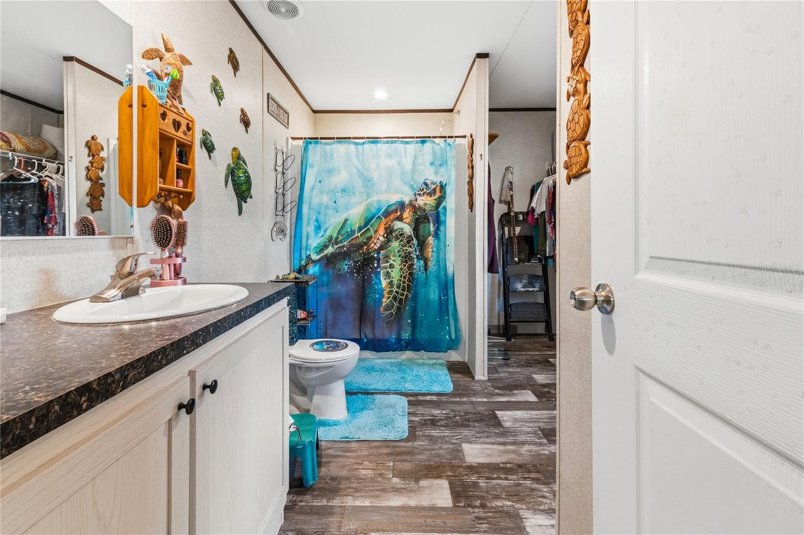 Mobile Home at 1833 E SUNNYSIDE DR, LORIDA, photo 11 of 31