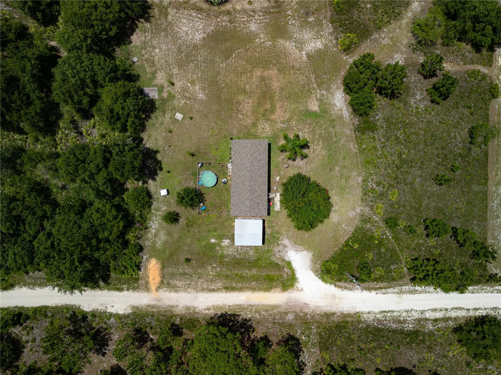 Mobile Home at 1833 E SUNNYSIDE DR, LORIDA, photo 23 of 31