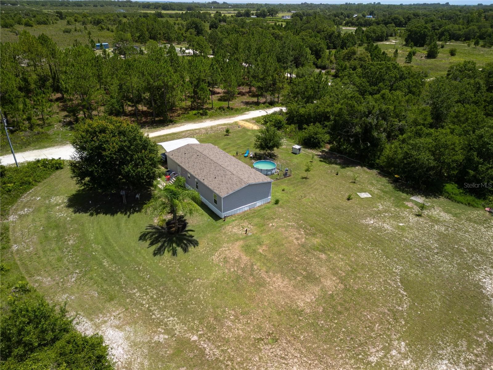 Mobile Home at 1833 E SUNNYSIDE DR, LORIDA, photo 25 of 31