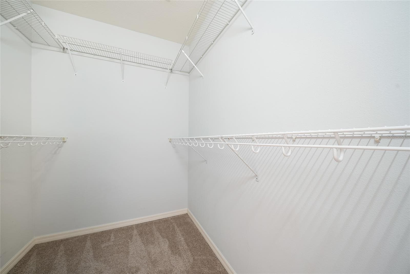 Condominium at 7258 HAMILTON RD, BRADENTON, photo 12 of 32