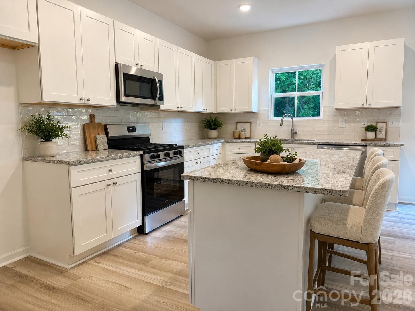 1225 Stoneglen Drive