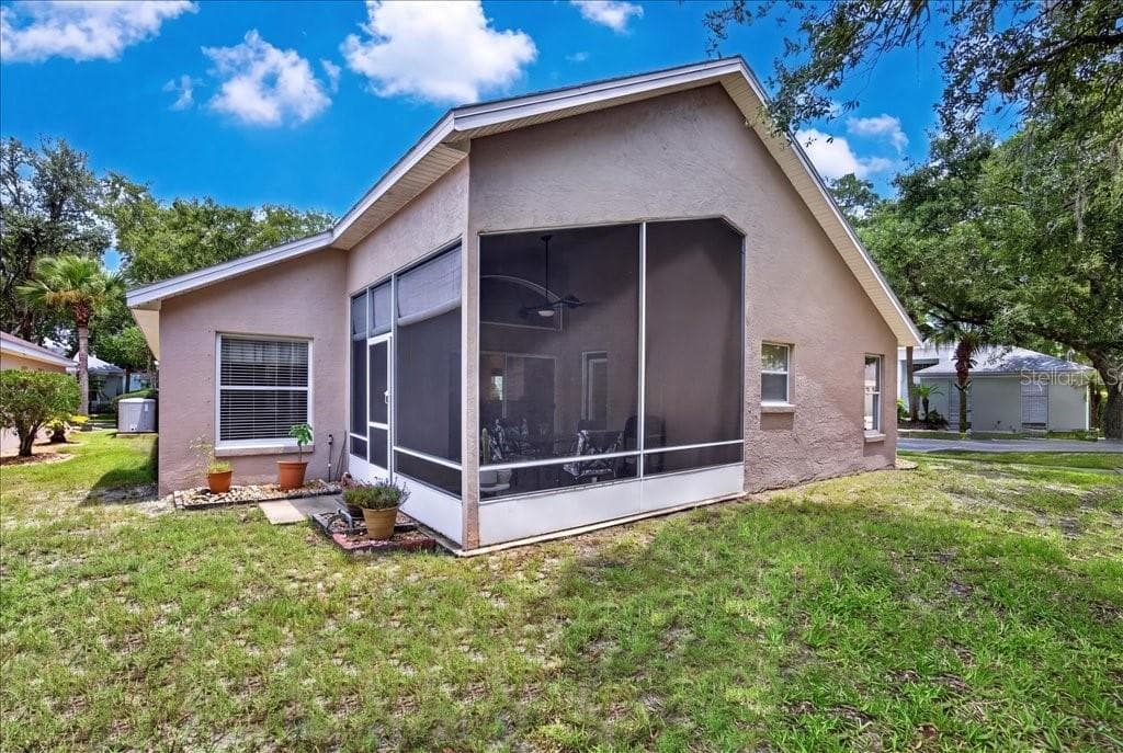 Single Family Residence at 1 GLENEAGLES PL, PALM COAST, photo 23 of 44