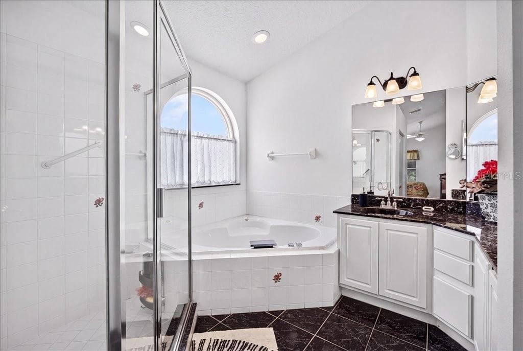 Single Family Residence at 1 GLENEAGLES PL, PALM COAST, photo 28 of 44