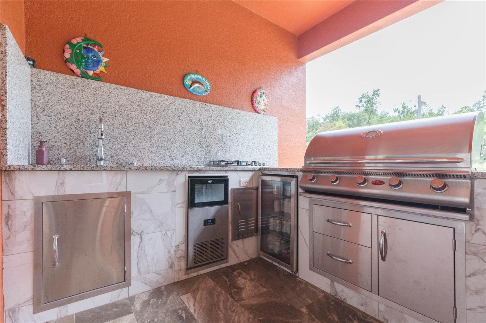 Single Family Residence at 39534 SUNBURST DR, DADE CITY, photo 5 of 68