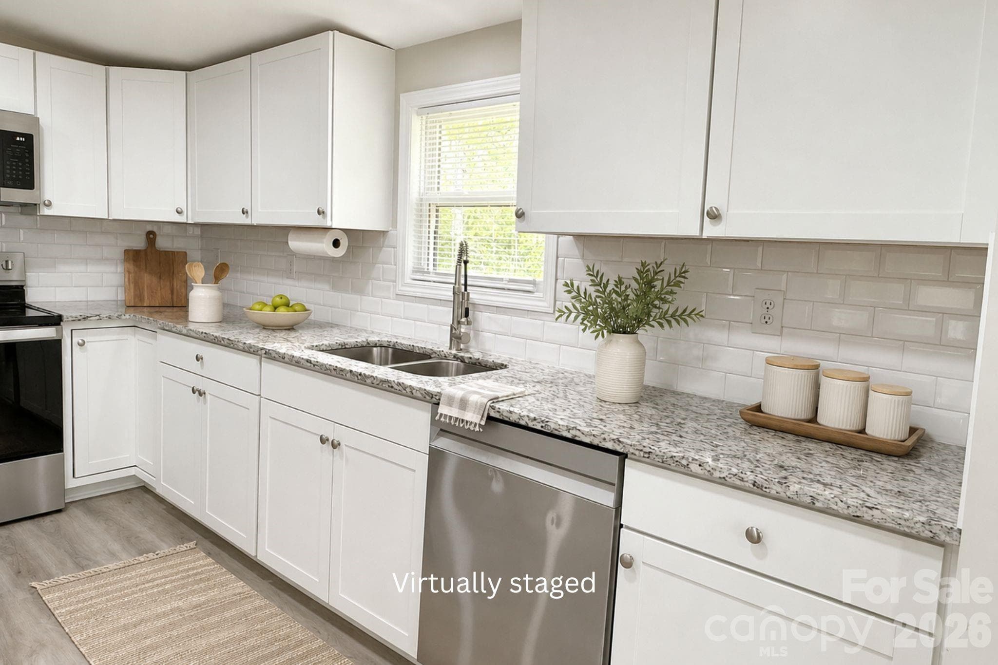 Single Family Residence at 1332 Poplar Glen Drive, Kannapolis, photo 4 of 19