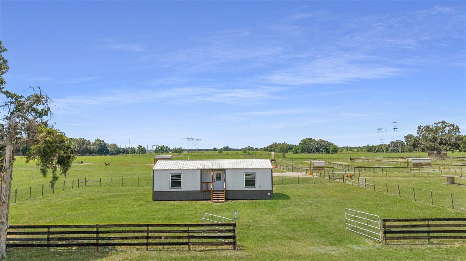 Farm at 1177 NW 102ND BLVD, WILDWOOD, photo 12 of 25