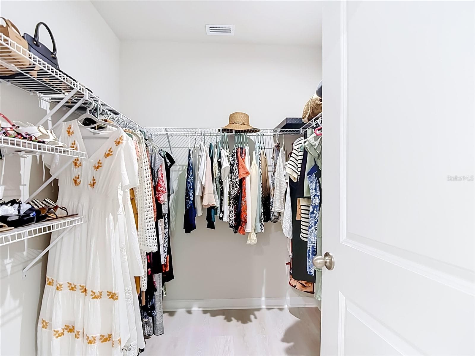 Primary Bedroom Walk -In Closet - 12000 GRIZZLY LN, NEW PORT RICHEY