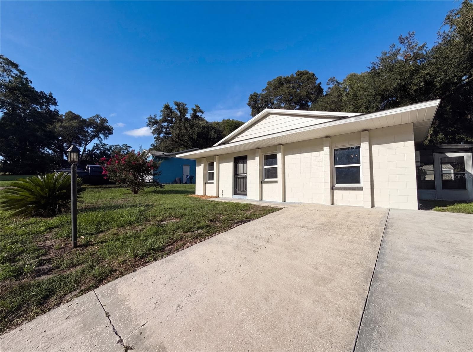 Single Family Residence at 2230 SPRING HOLLOW DR, ORANGE CITY, photo 3 of 20