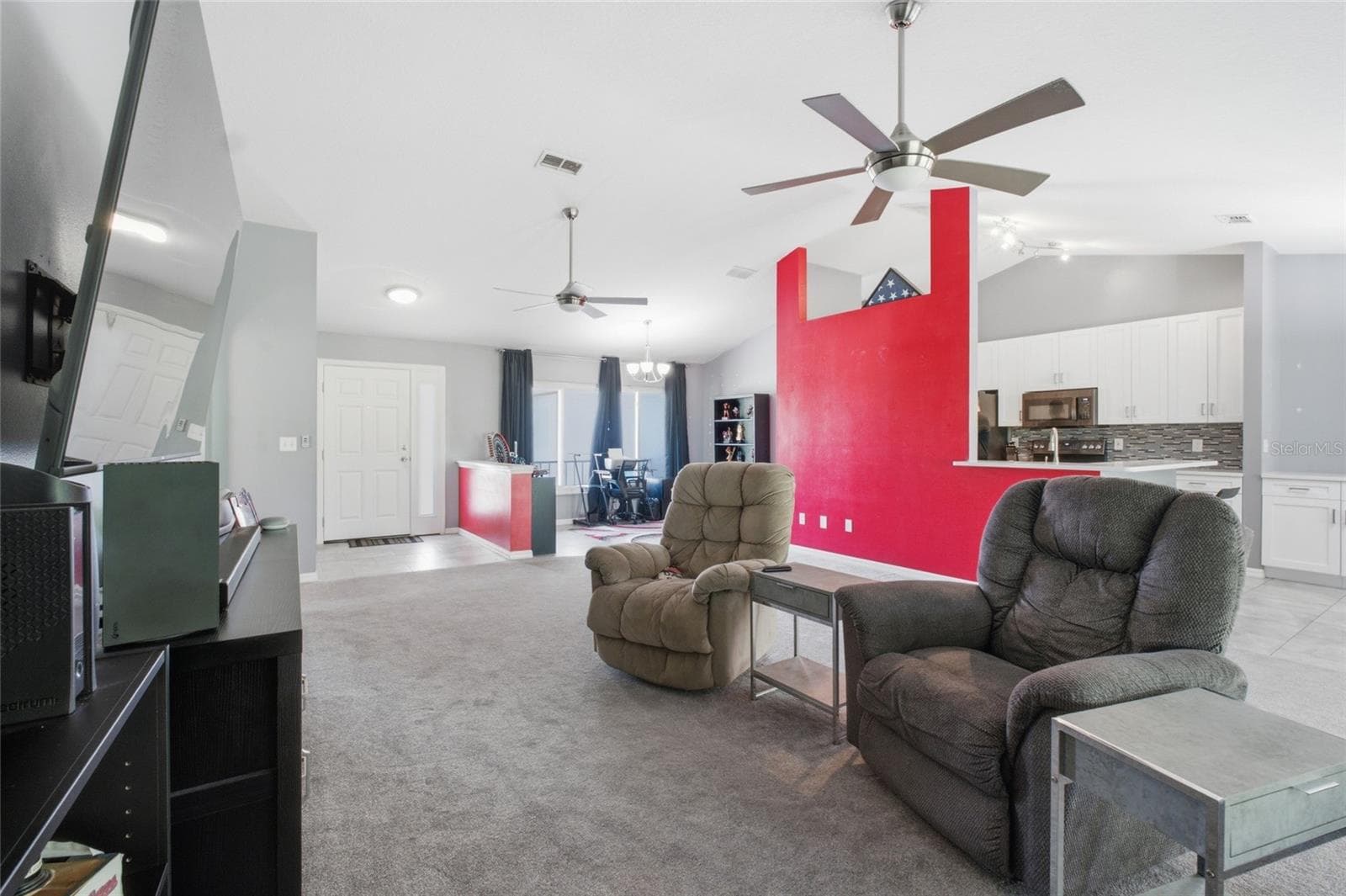 Single Family Residence at 993 SCENIC VIEW CIR, MINNEOLA, photo 10 of 42