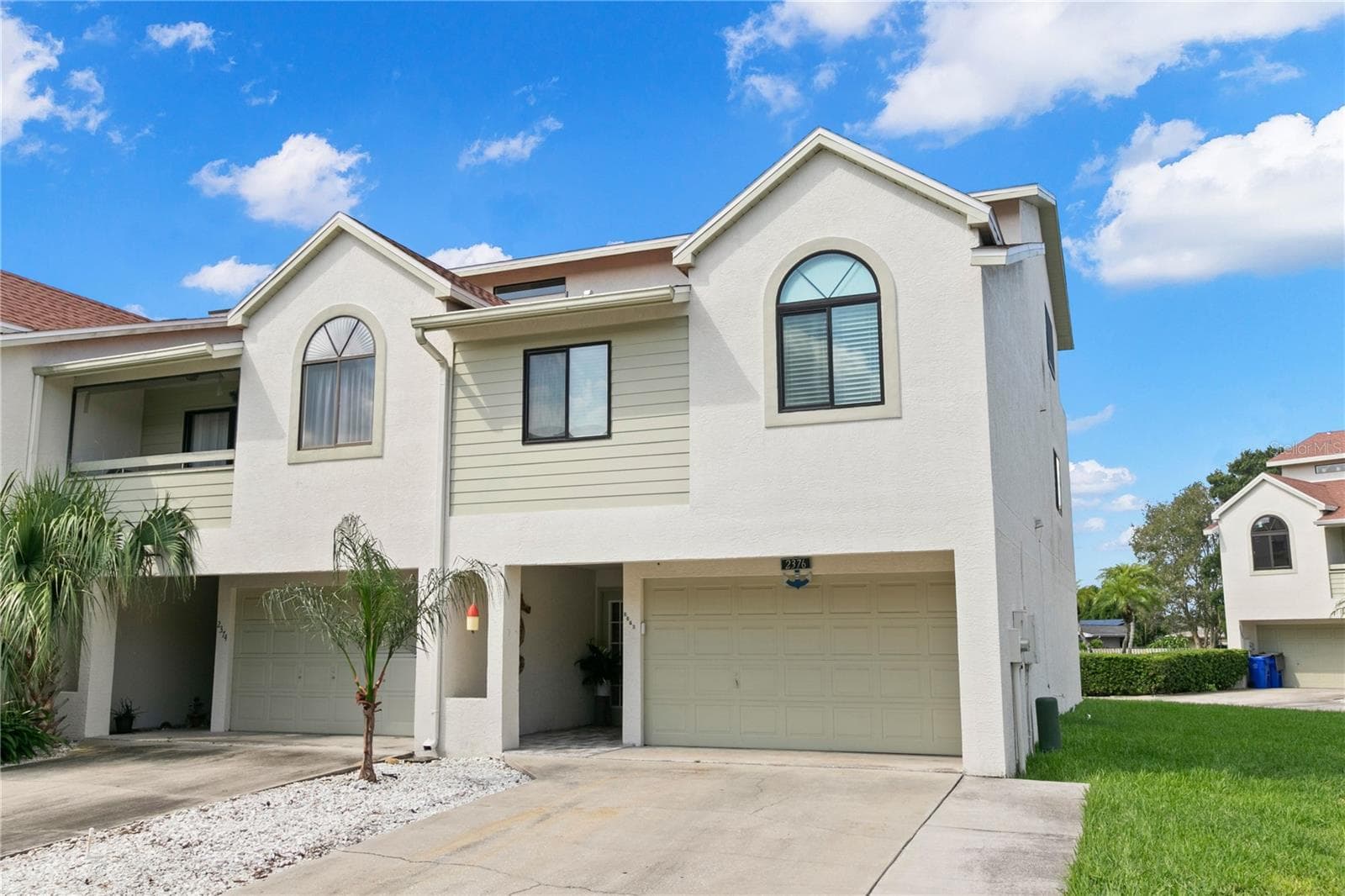 2376 HANOVER DR