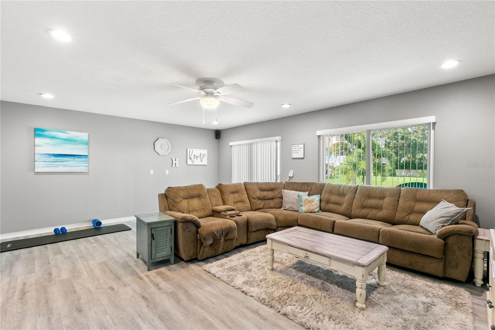 1st Level-MIL Suite/Den - 2376 HANOVER DR, DUNEDIN