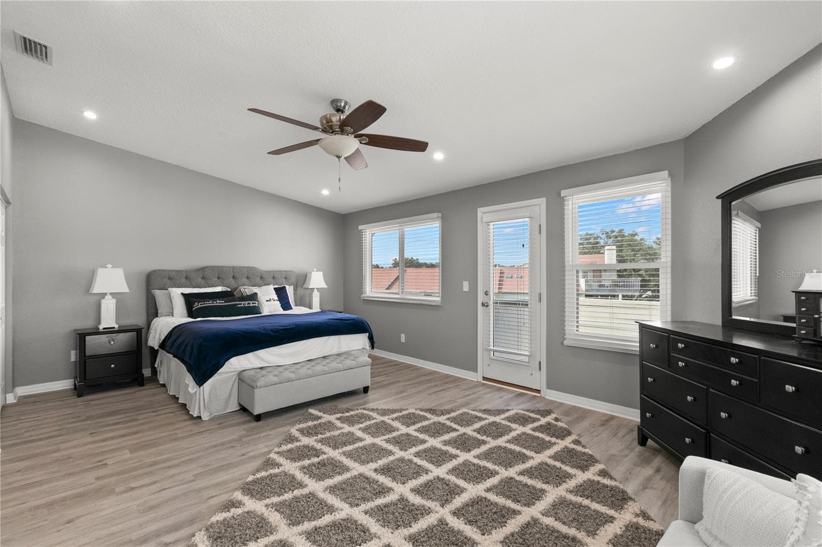 3rd Level-Master/Ensuite w/a view - 2376 HANOVER DR, DUNEDIN