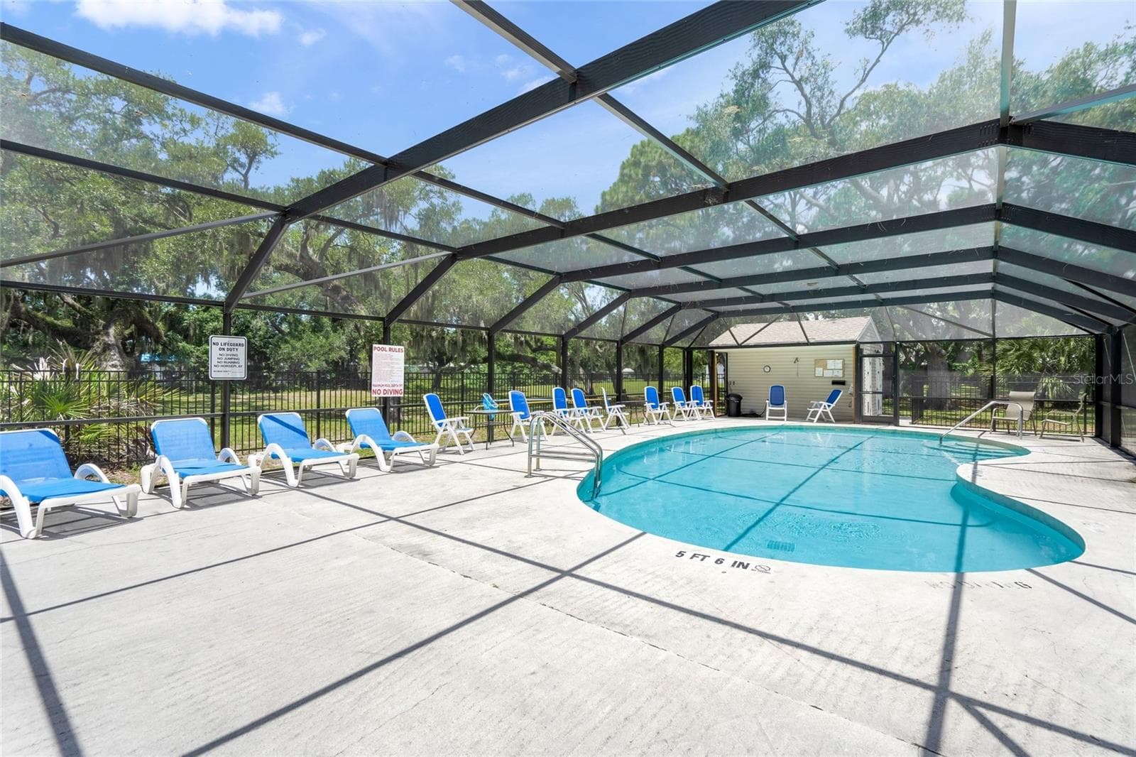 Single Family Residence at 319 BEARDED OAKS CIR, SARASOTA, photo 4 of 55
