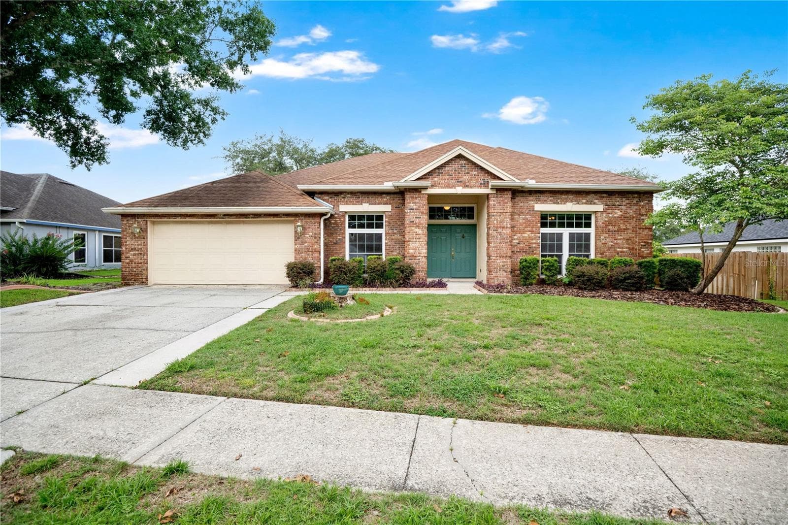 3886 KINGSTON OAKS CV
