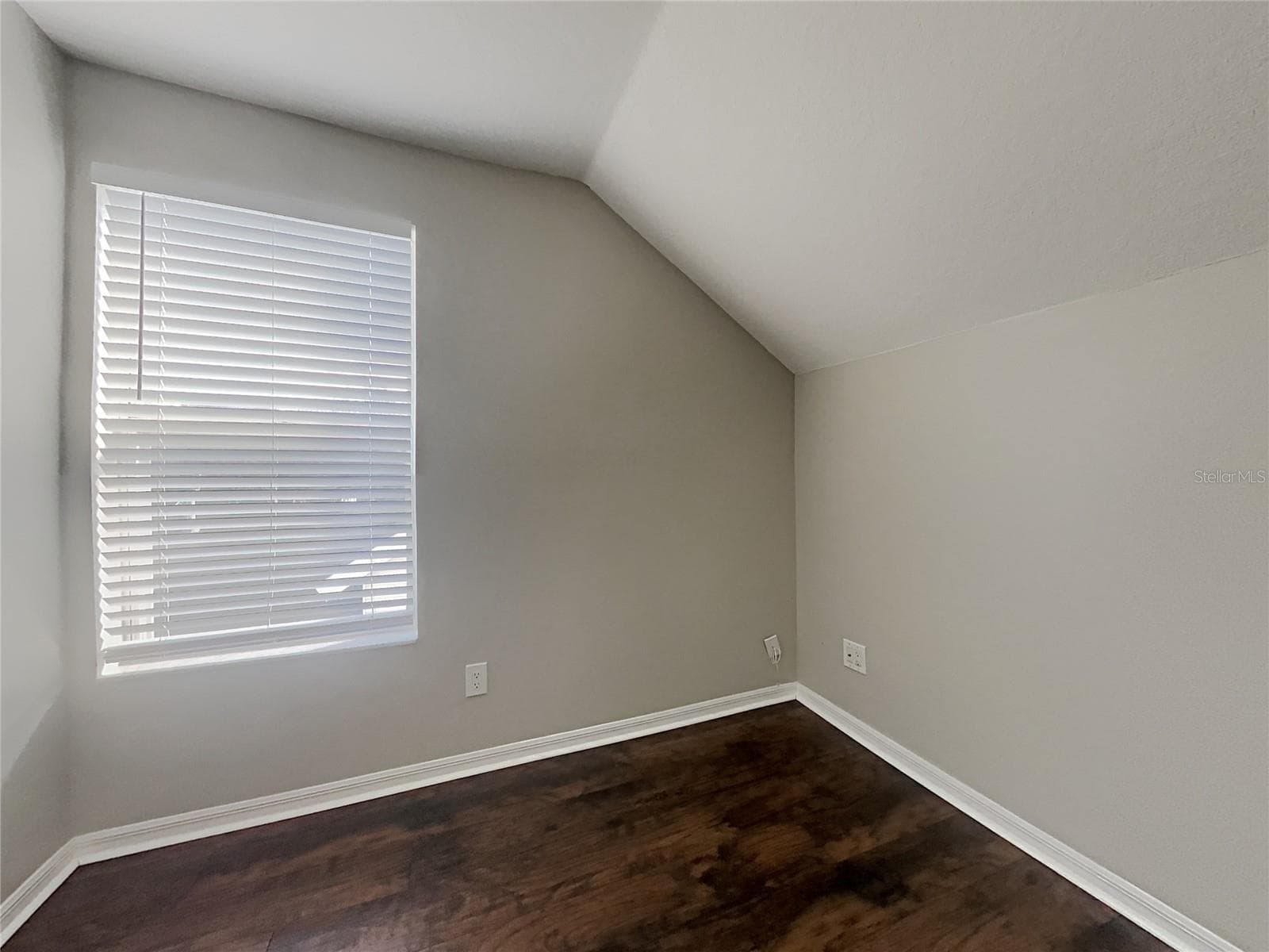 Single Family Residence at 404 SUMMER SAILS DR, VALRICO, photo 15 of 25