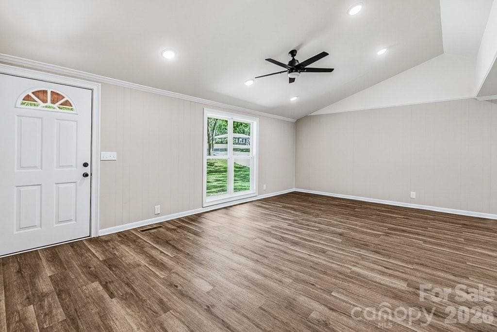 Single Family Residence at 139 E Forest Drive, Union, photo 17 of 42