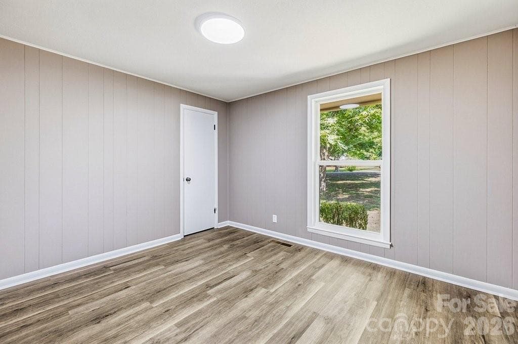 Single Family Residence at 139 E Forest Drive, Union, photo 19 of 42