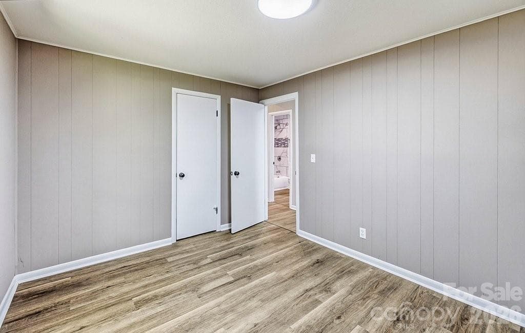 Single Family Residence at 139 E Forest Drive, Union, photo 20 of 42