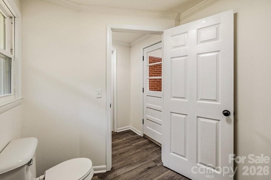 Single Family Residence at 139 E Forest Drive, Union, photo 25 of 42