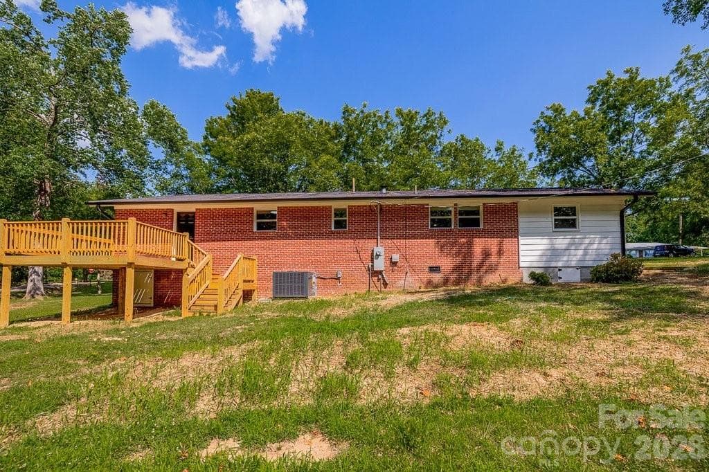 Single Family Residence at 139 E Forest Drive, Union, photo 37 of 42