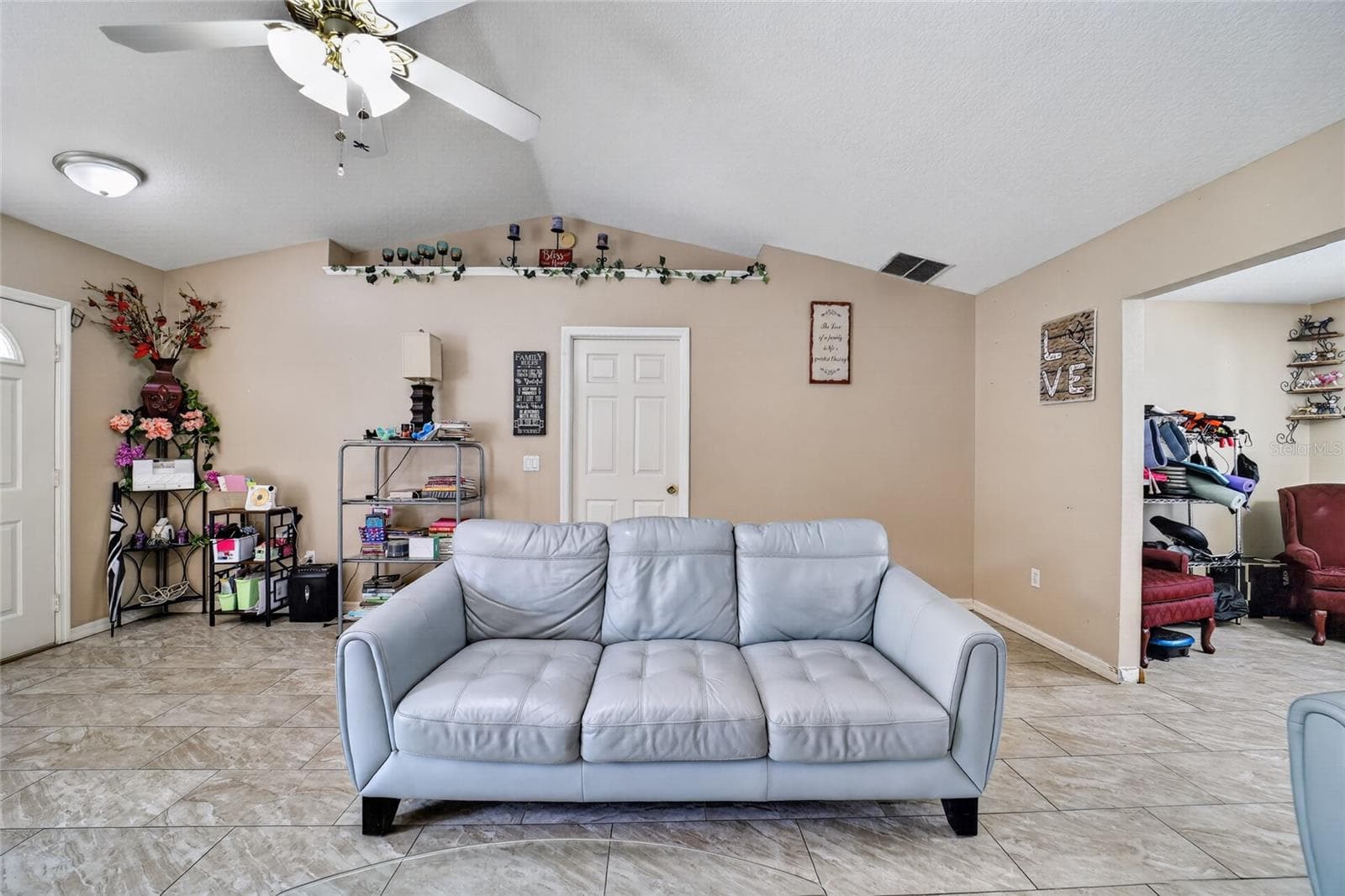 Single Family Residence at 304 MARION OAKS CRSE, OCALA, photo 14 of 73