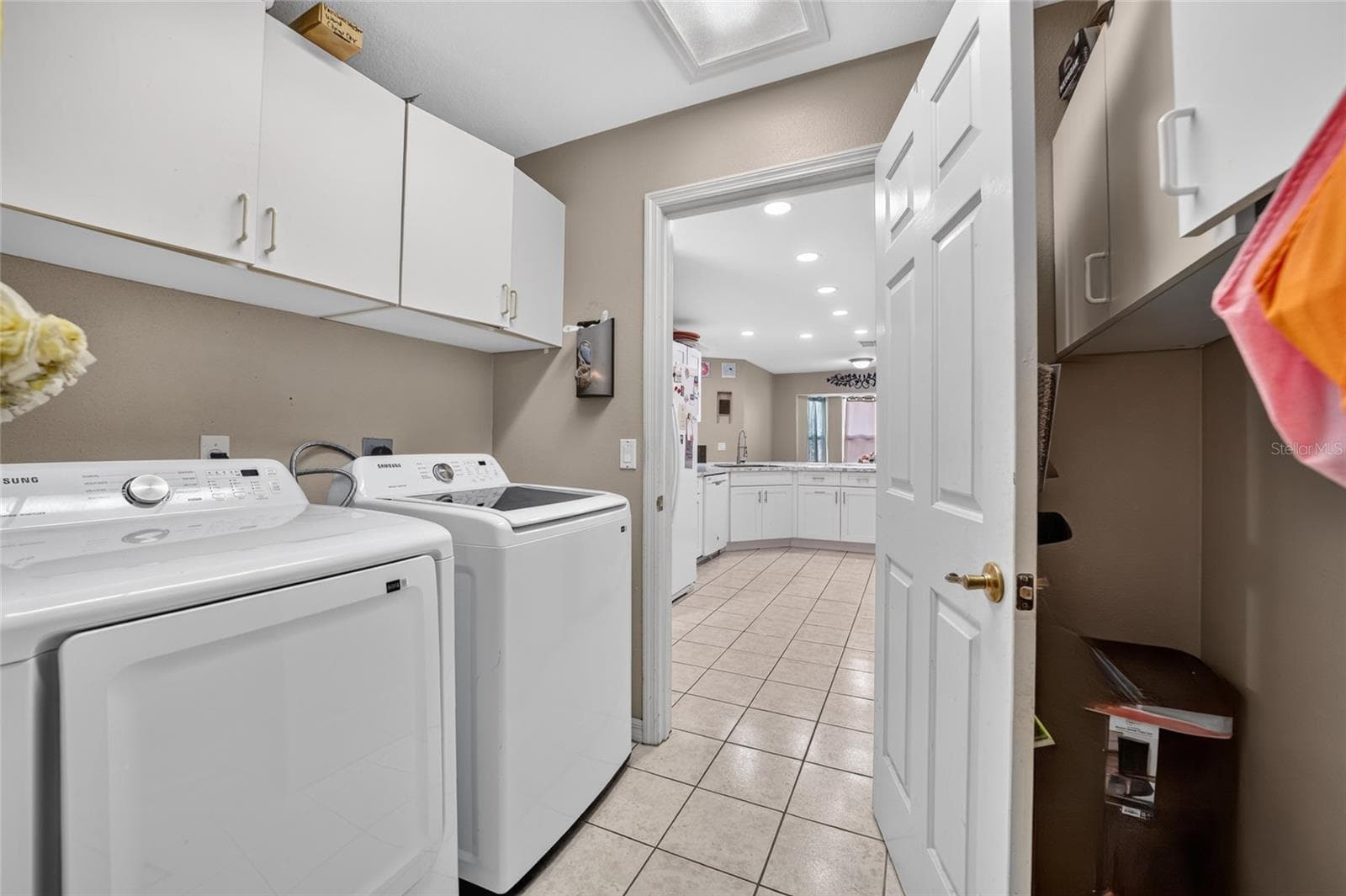 Single Family Residence at 304 MARION OAKS CRSE, OCALA, photo 34 of 73
