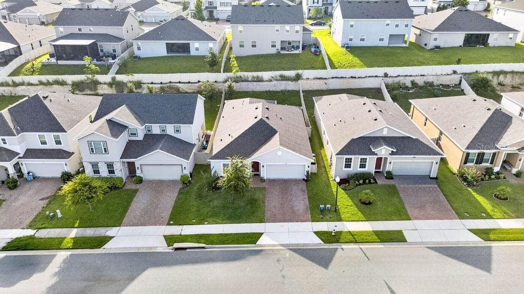 Single Family Residence at 594 BELLINGHAM WAY, MINNEOLA, photo 45 of 50