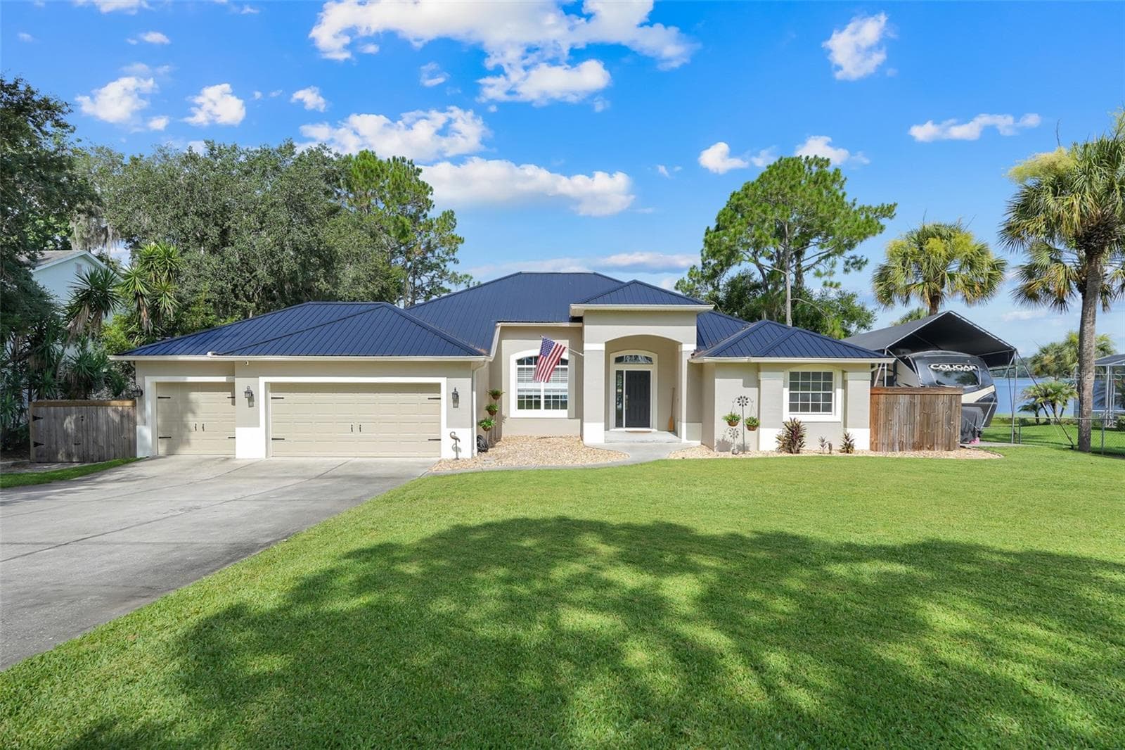 Single Family Residence at 18233 ROSE ST, GROVELAND, photo 2 of 60
