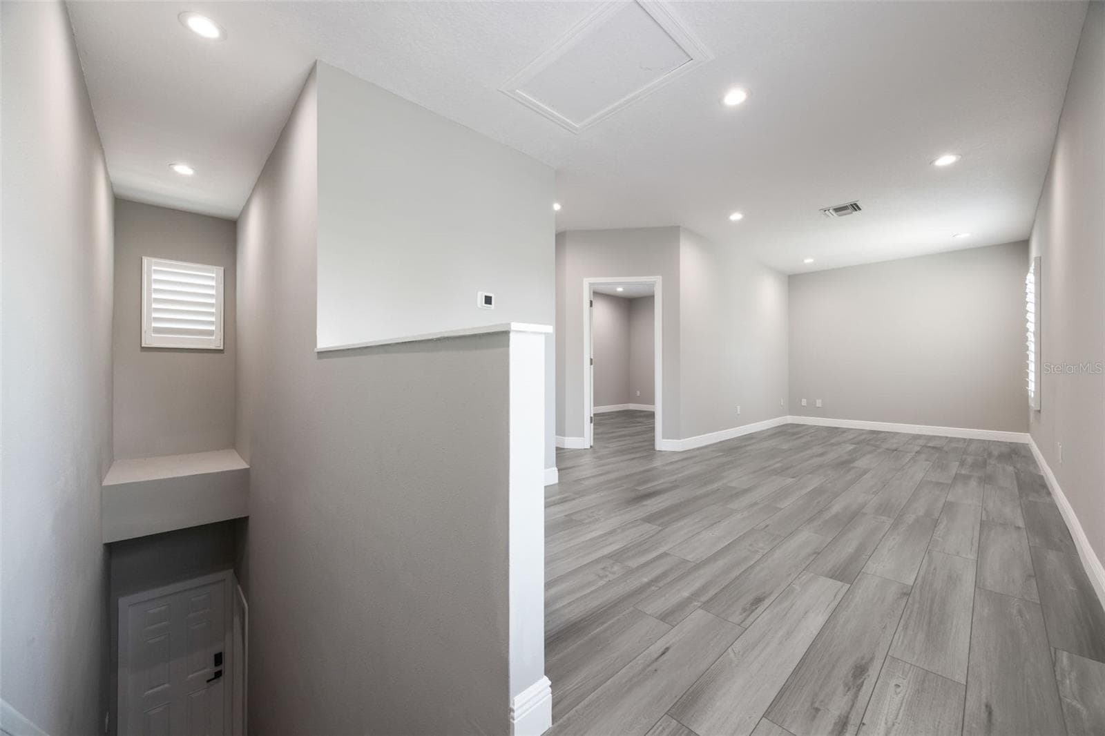 Carriage House Living Area - 510 WINTERSIDE DR, APOLLO BEACH
