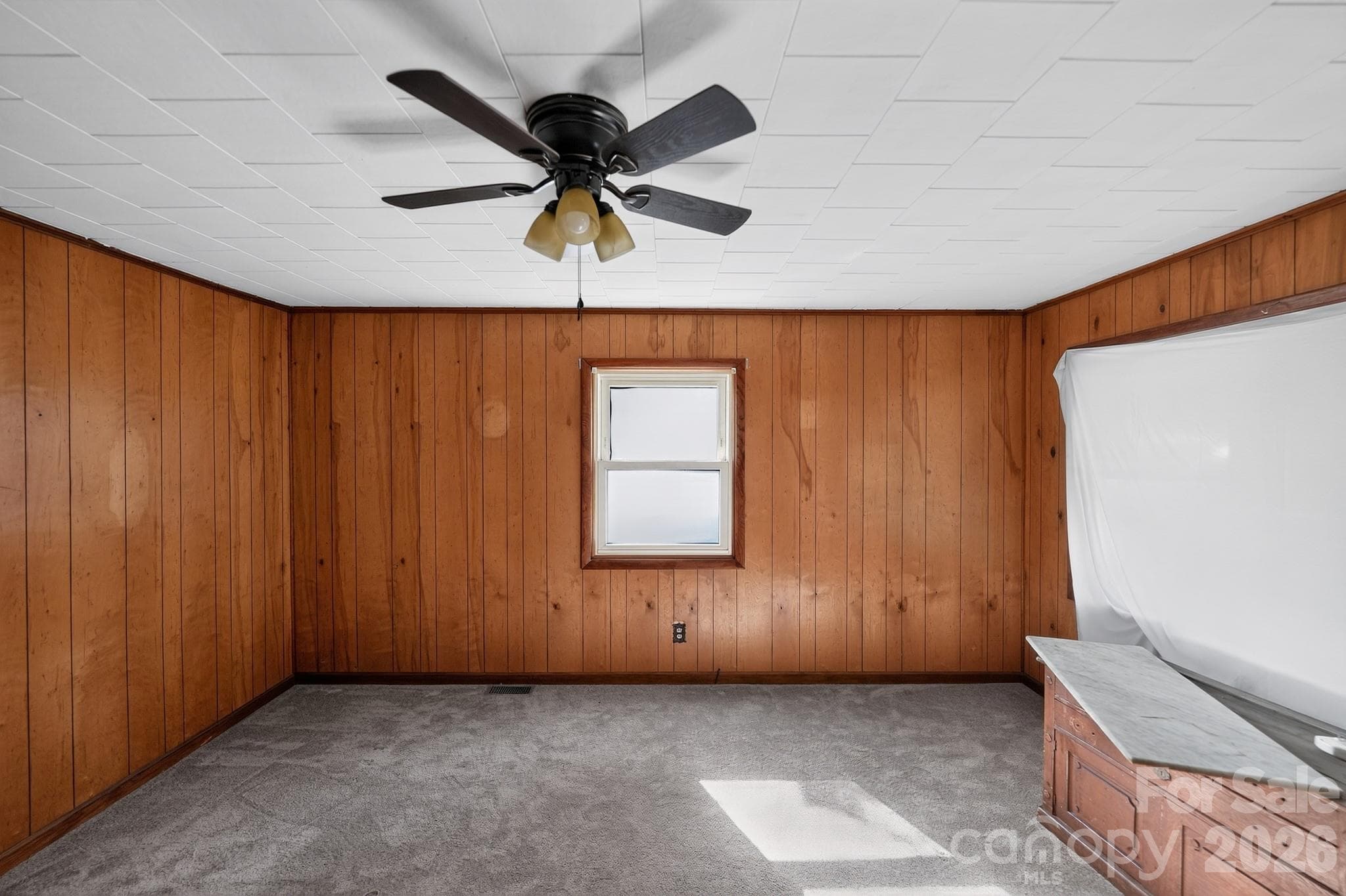 Single Family Residence at 2578 Simpson Road E, Burlington, photo 9 of 14