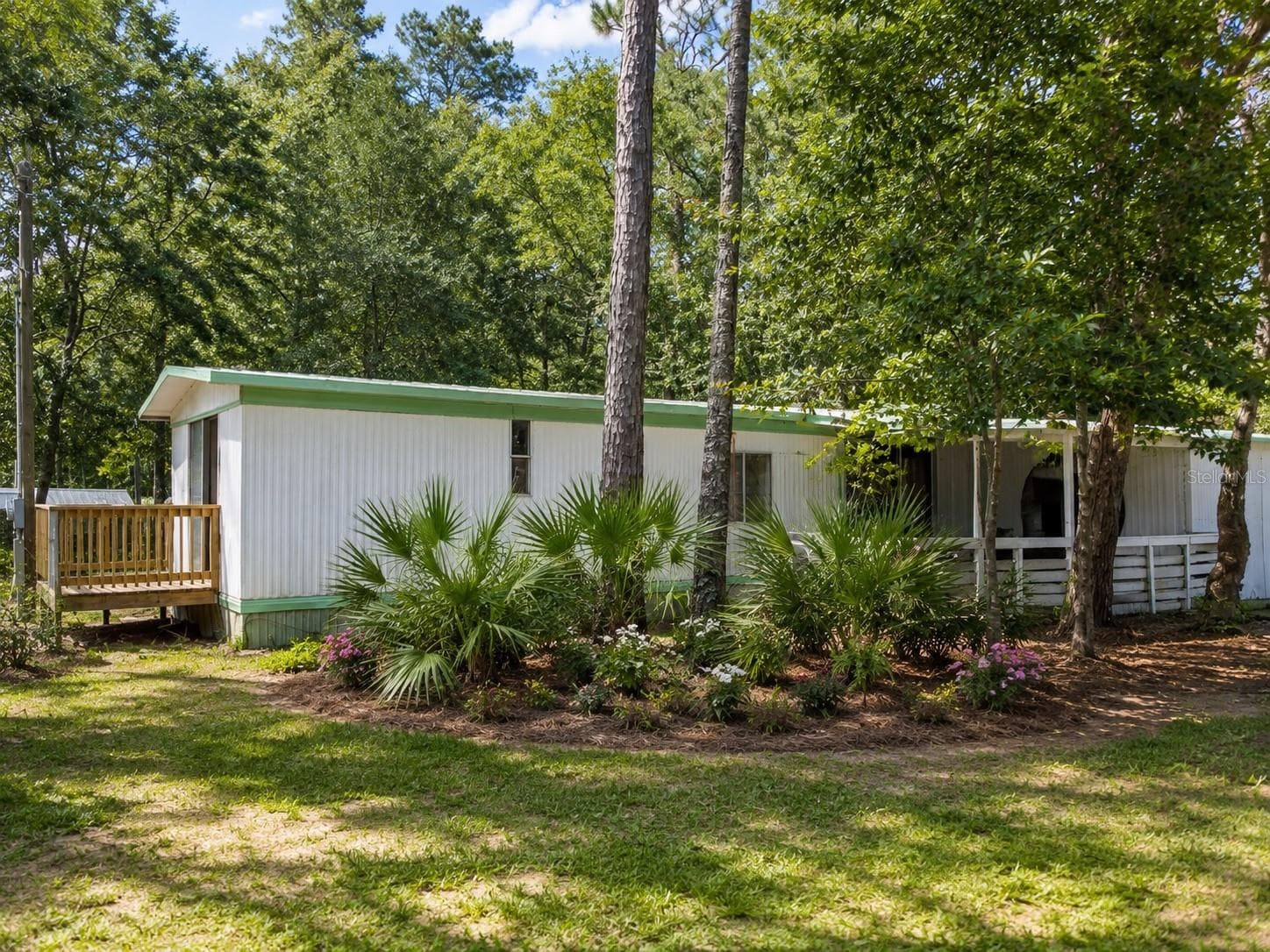 Manufactured Home at 8010 W MORROW CT, CRYSTAL RIVER, photo 3 of 20