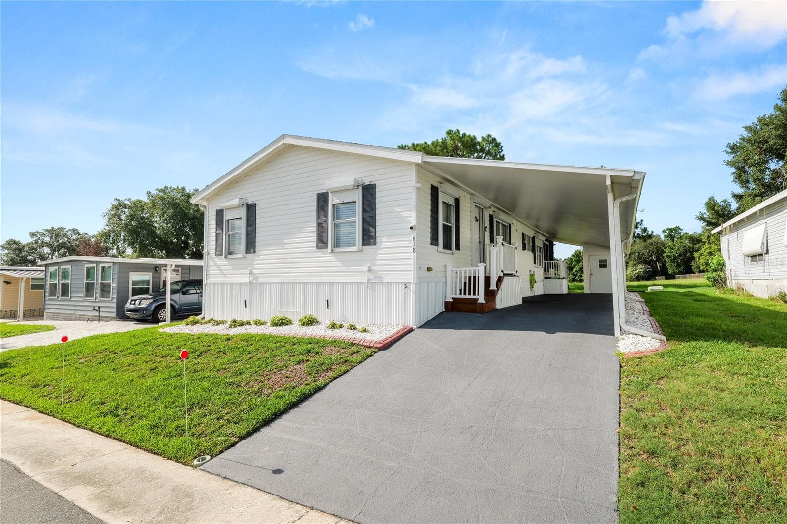 Manufactured Home at 618 CASSANDRA LN, LAKELAND, photo 4 of 53